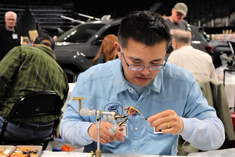 Traveled #19 | Spring Creek Flies with Satoshi Yamamoto – Fly Tying Expo, Classic Salmon Flies, Montana Trout